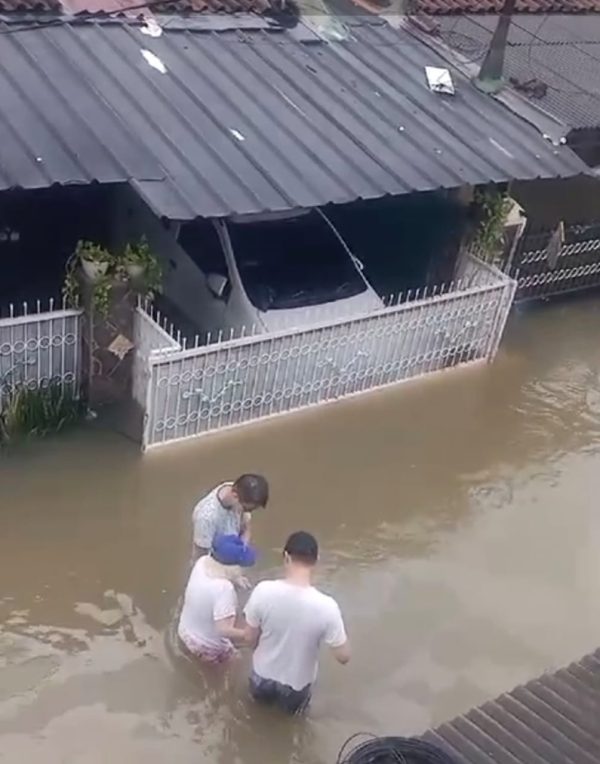 PSI Minta Eva Dwiana Evaluasi Kadis PU