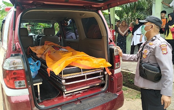 Nenek Riwayat ODGJ di Bekri Ditemukan Tewas Dengan Luka di leher, Diduga Bunuh Diri?