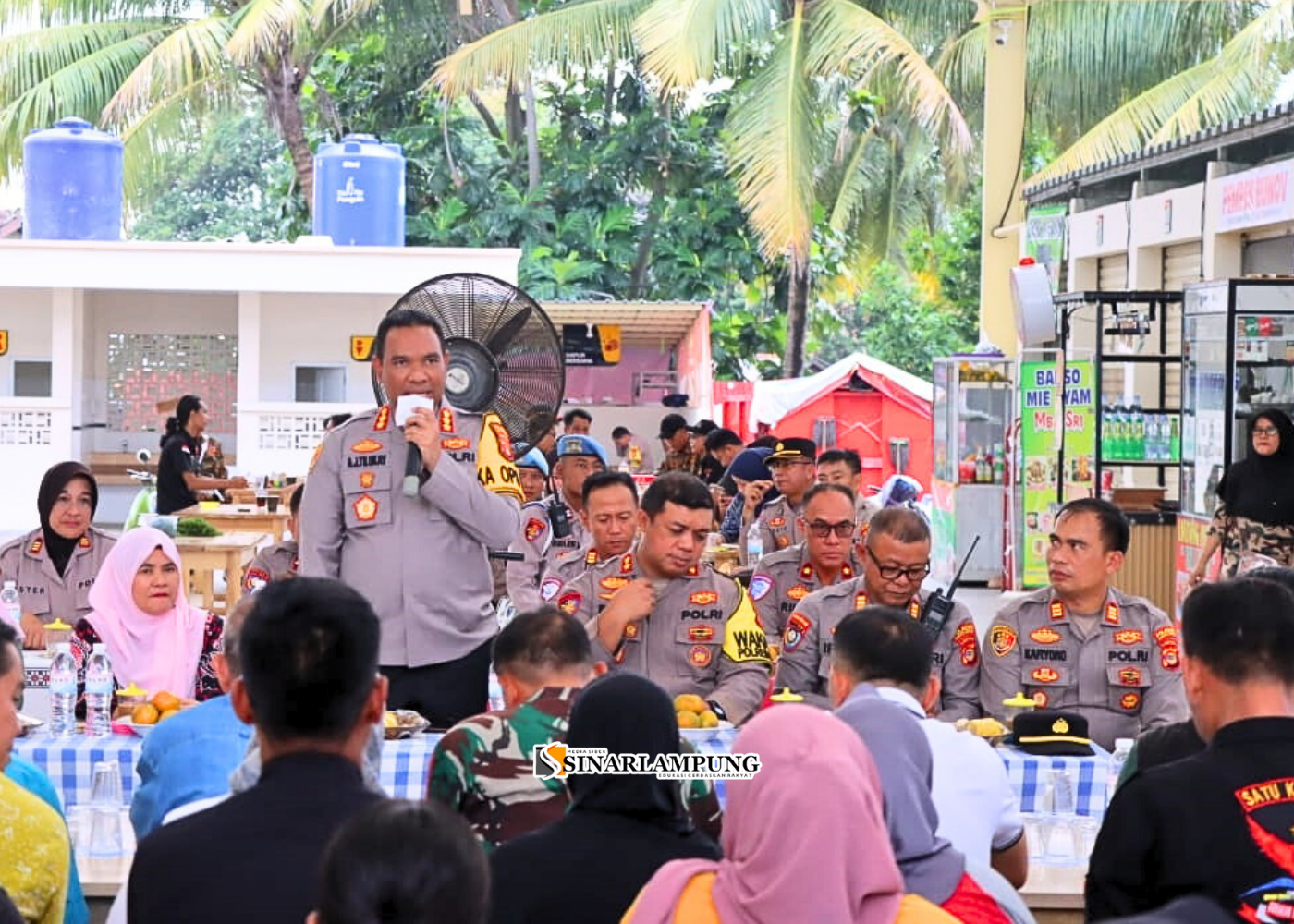 Dukung Asta Cita, Polisi Gelar Bakti Kesehatan di Pasar Lebak Budi Bandar Lampung