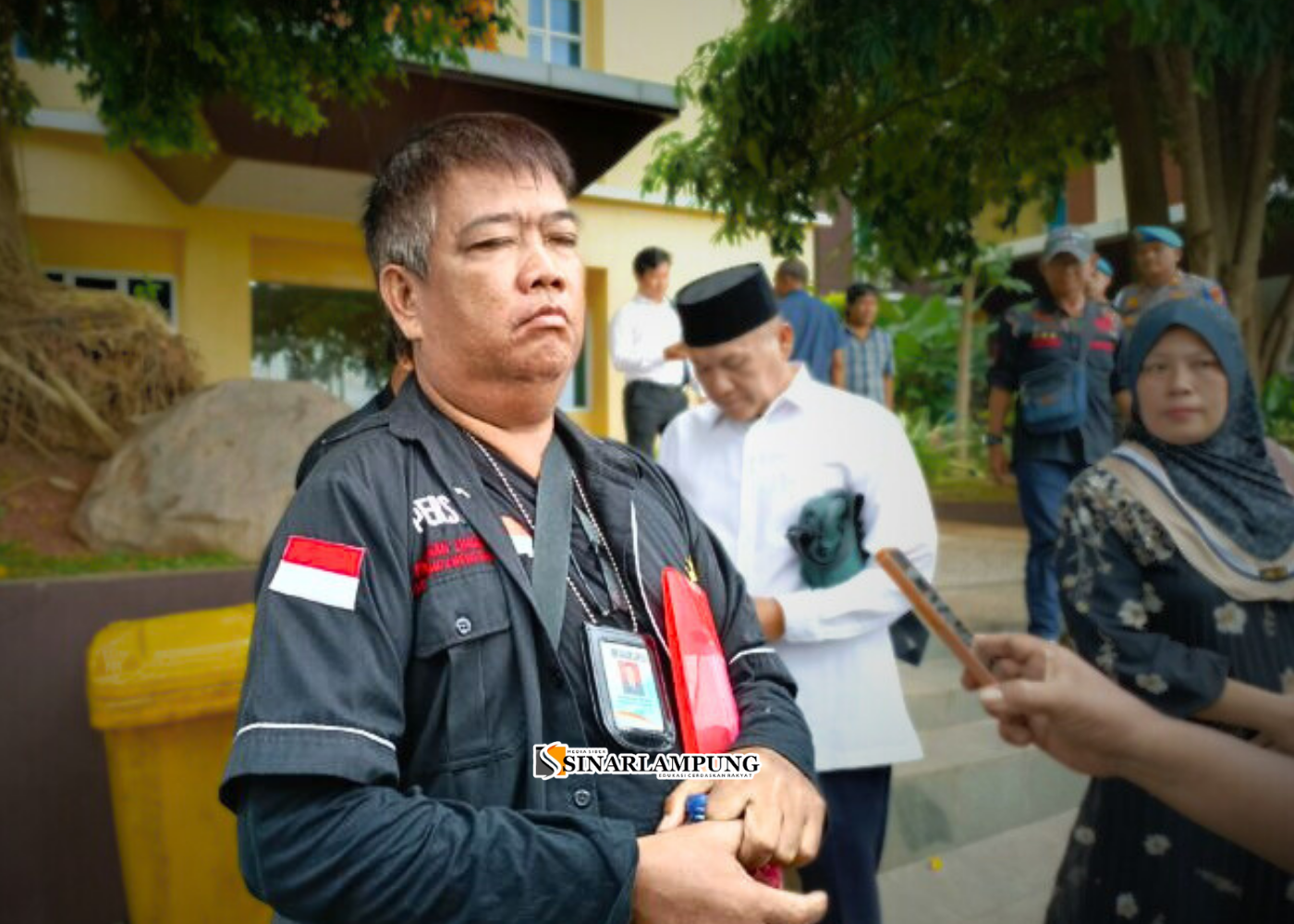 Cari Keadilan, Keluarga Korban Pembunuhan Demo Di Polda Lampung