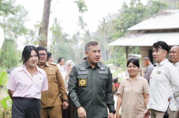 Kolaborasi Pemkab Pesawaran dan The Hurun Lampung, Berhasil Perbaiki dan Lebarkan Jalan Pantai Mutun