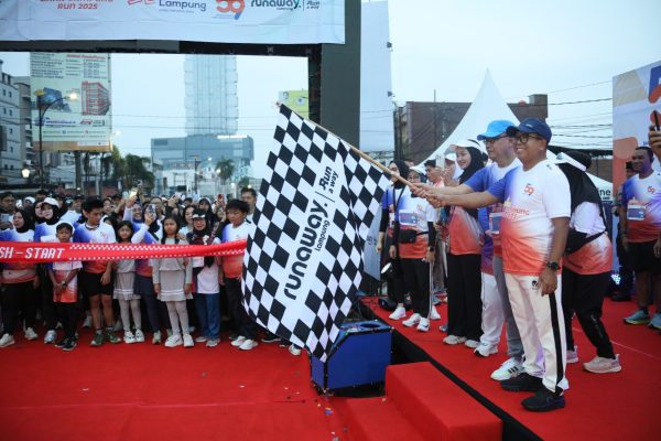 Pj. Gubernur Samsudin Lepas Ribuan Peserta Lomba Lari Bank Lampung Run 2025, dalam Rangka HUT Bank Lampung ke-59