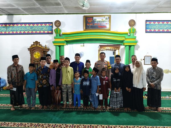 Ciptakan Lingkungan Harmonis dan Religius Pemdes Banjarsari Gelar Safari Ramadhan, Anak Yatim Dapat Santunan 