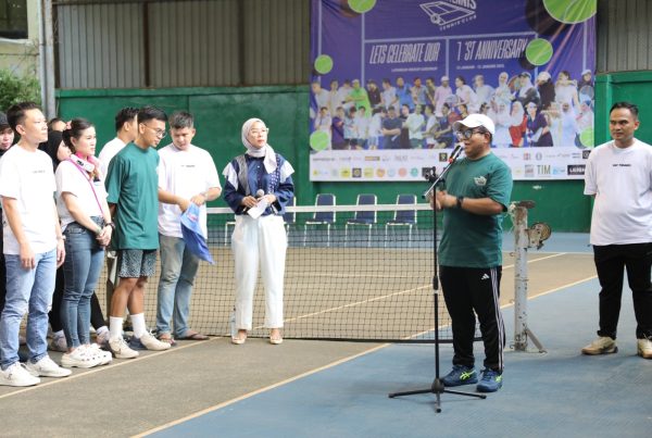 Samsudin Buka Turnamen Tennis dalam Rangka HUT Klub Tennis Yay ke-1 Tahun 2025