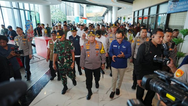 Kapolri Mitigasi Penyeberangan Merak-Bakauheni