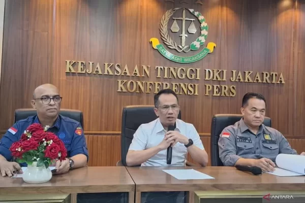 Gelapkan Miliaran Uang BB Kasus Investasi Robot Trading Fahrenheit Eks JPU Kejari Jakarta Barat Azam Akhmad Akhsya Ditangkap dan Ditahan