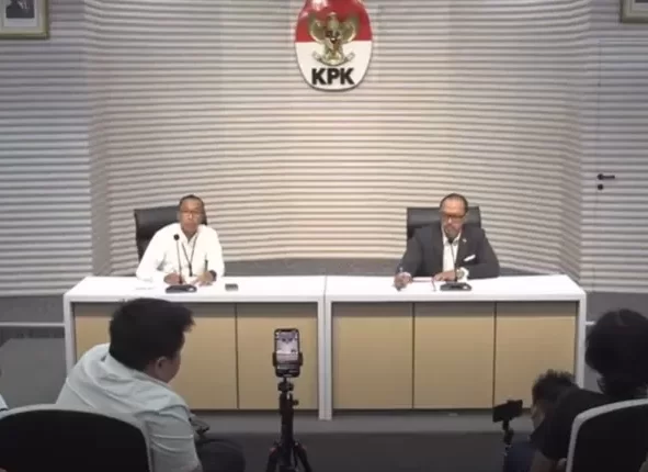 Korupsi Berkedok Uang Zakat Direksi LPEI Gasak Rp11,7 Triliun, KPK Tetap Lima Tersangka