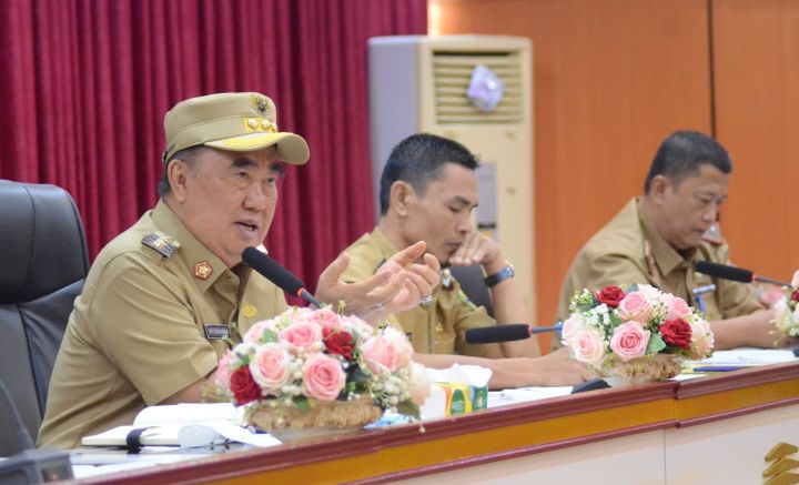 Bupati Tanggamus M. Saleh Asnawi Pimpin Rakor Perdana, Tegaskan Disiplin dan Efisiensi Kerja