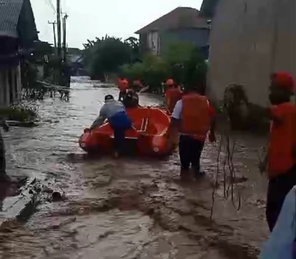 Setiap Hujan Bandar Lampung Jadi Langganan Banjir, Aksi Pejabat Kota Cuma Pencitraan?