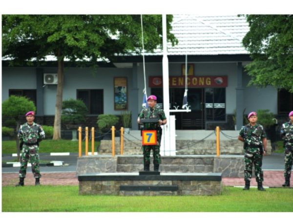 Brigif 4 Marinir/BS Gelar Apel Gabungan