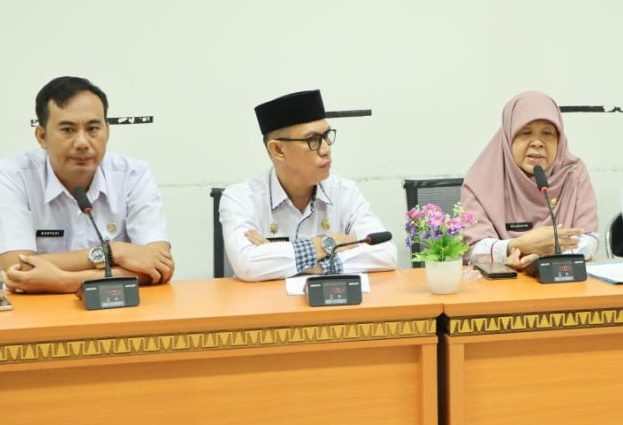 Pesisir Barat Rumahkan 510 TKD, 1998 di Perpanjang