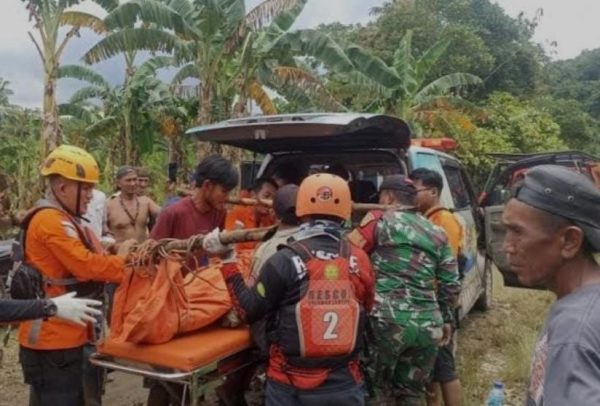 Tiga Mahasiswa Institut Maritim Prasetiya Mandiri KKN Tewas Terseret Arus di Way Sabu Teluk Pandan Sudah Ditemukan