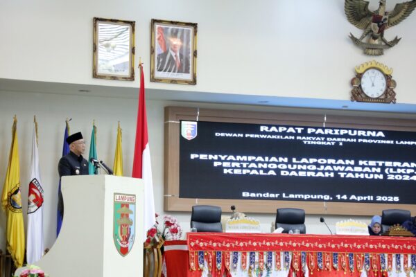 Gubernur Mirza Sampaikan LKPJ Kepala Daerah Tahun Anggaran 2024 dalam Rapat Paripurna DPRD Provinsi Lampung