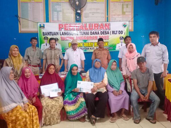 Pemerintah Pekon Way Redak Salurkan BLT-DD Tahap Pertama kepada 36 KPM