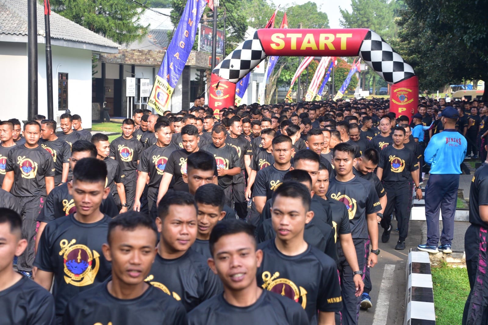 Ciptakan Prajurit Sehat, Pasmar 1 Gelar Olahraga Bersama