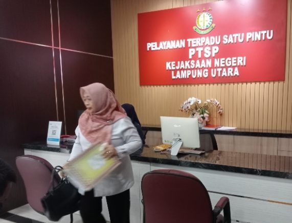 Tiga Kali Diperiksa Kejari Kadiskes Lampura Maya Manan Masih Lolos?