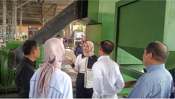 Modal Rp10,9 Miliar, Pemprov Lampung Adakan 24 Unit Mesin Dryer untuk Petani