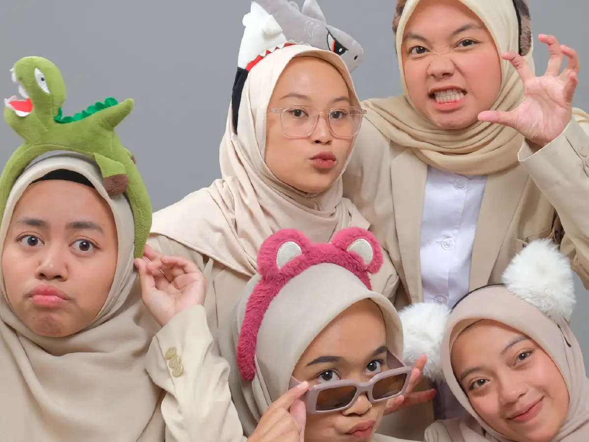 Wallking Self Photo Studio