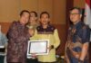 KLU Terima Penghargaan Provinsi atas Pemenuhan Hak Anak